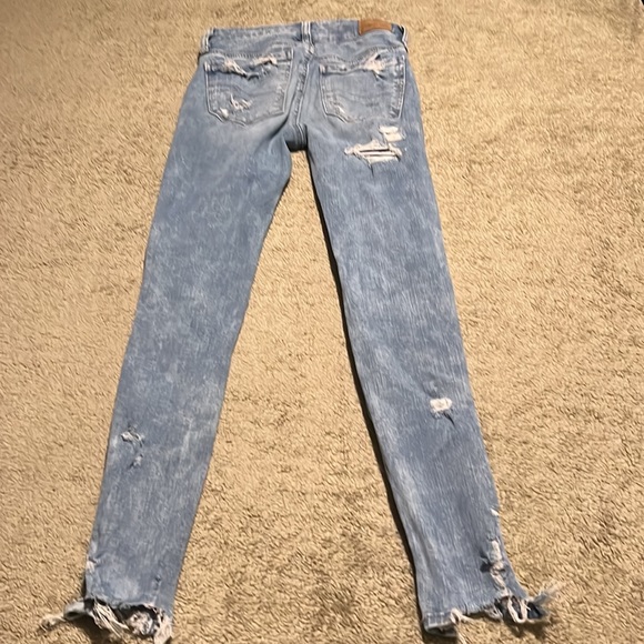 American Eagle distressed jeans - Picture 4 of 4